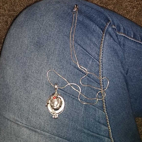 Elena's pendant/locket - The Vampire diaries - Picture 3 of 3